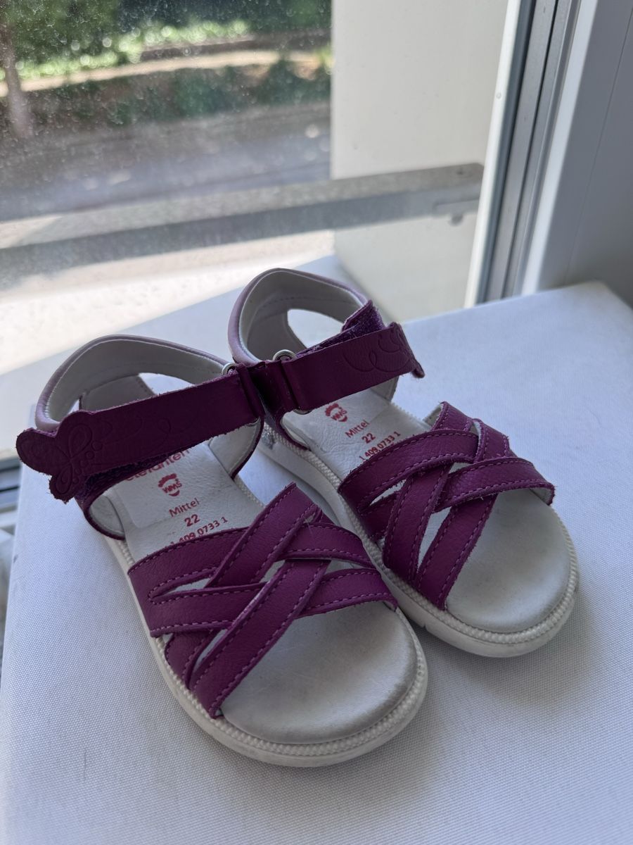 Elefanten Schuhe für Mädchen: Mädchen Sandalen Gr. 22 - Elefanten – Gebraucht aus Dänikon ZH von d_freiheit 1