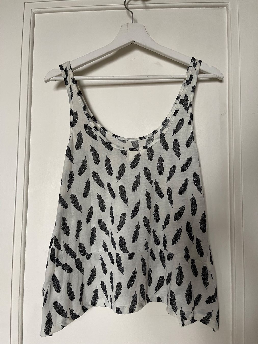 H&M Tops: Top plume – D'occasion à Territet par Estelle_elletsE 1