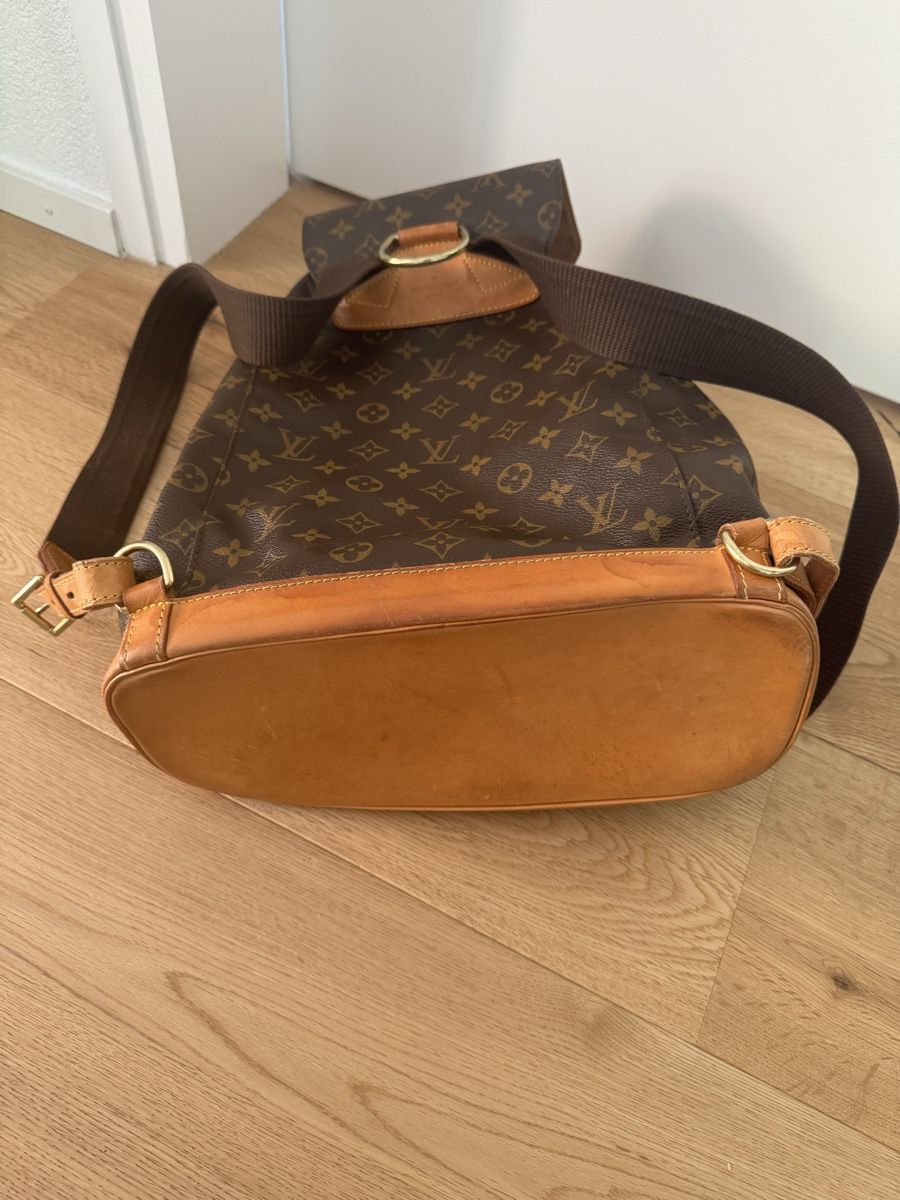 Louis Vuitton Zaini: Sac à dos Vuitton Montsouris – Usato da Puplinge venduto da Cechth 1