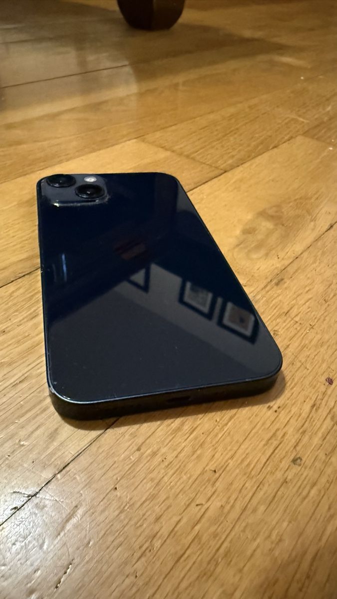 Apple Telefoni cellulari / Smartphones: Apple iPhone 13 Space Black – Usato da Bottmingen venduto da Vageek