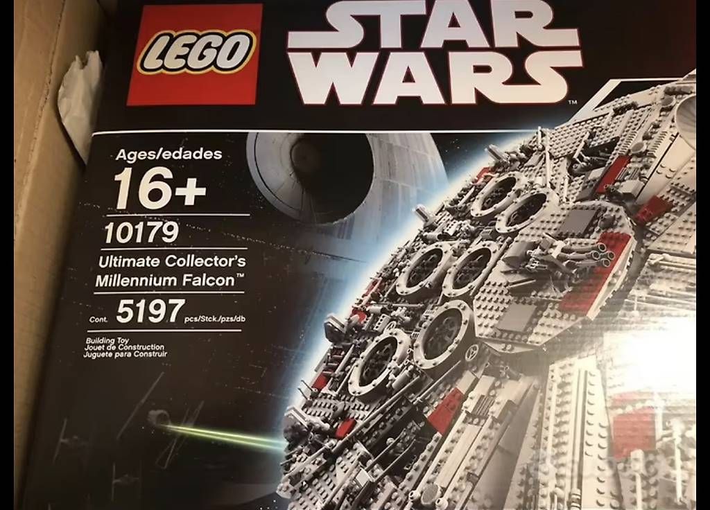 Lego Baukästen: Lego Millennium Falcon 10179 – Neu und originalverpackt aus Lugano von MrDoubtFIRE 1