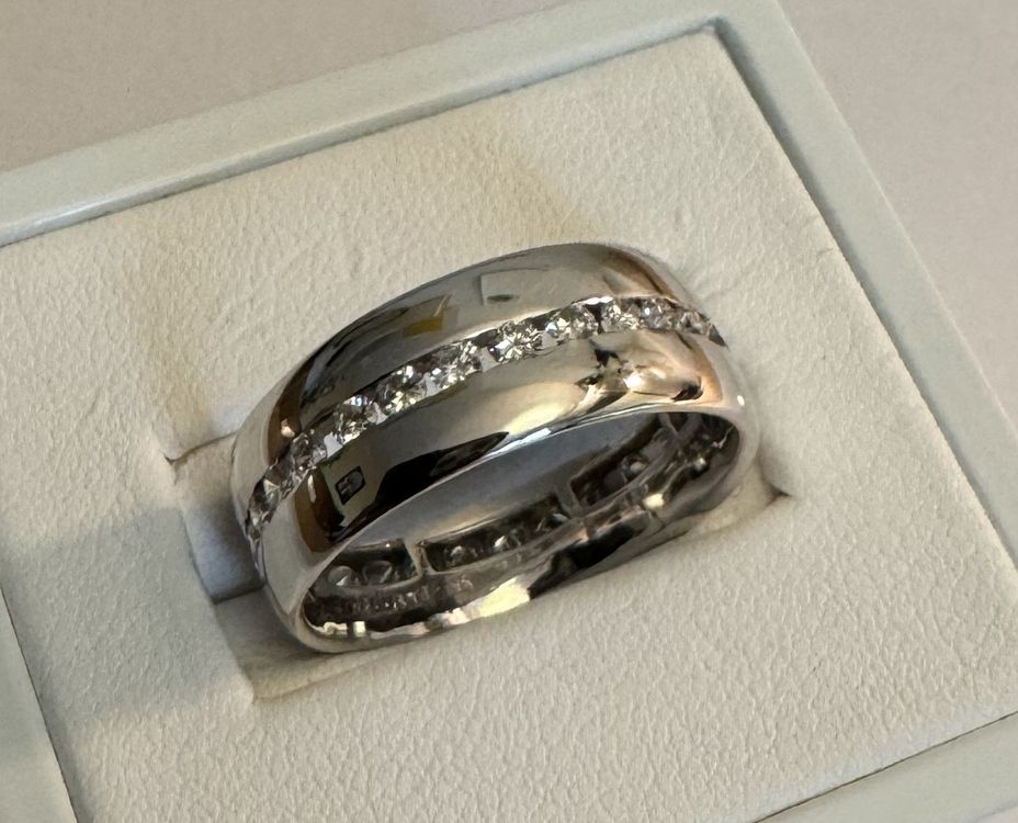 Eleganter Damenring mit Diamanten 0.72ct / 18kt. Weissgold 5