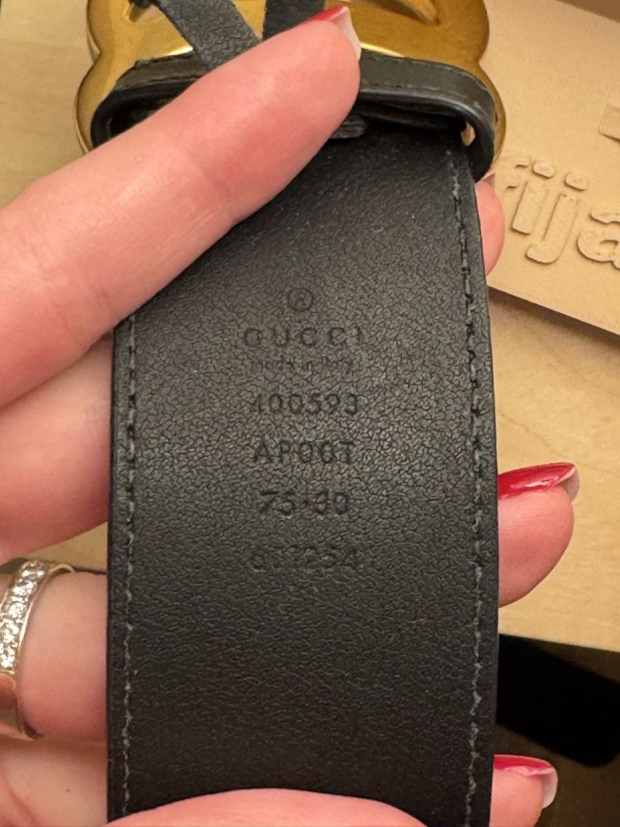 Gucci Cinture: Gucci Belt - GG Buckle - Black Leather – Usato da Zürich venduto da llor.dell 2