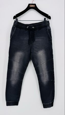 # MAN - Jeans Gr. 48 #
