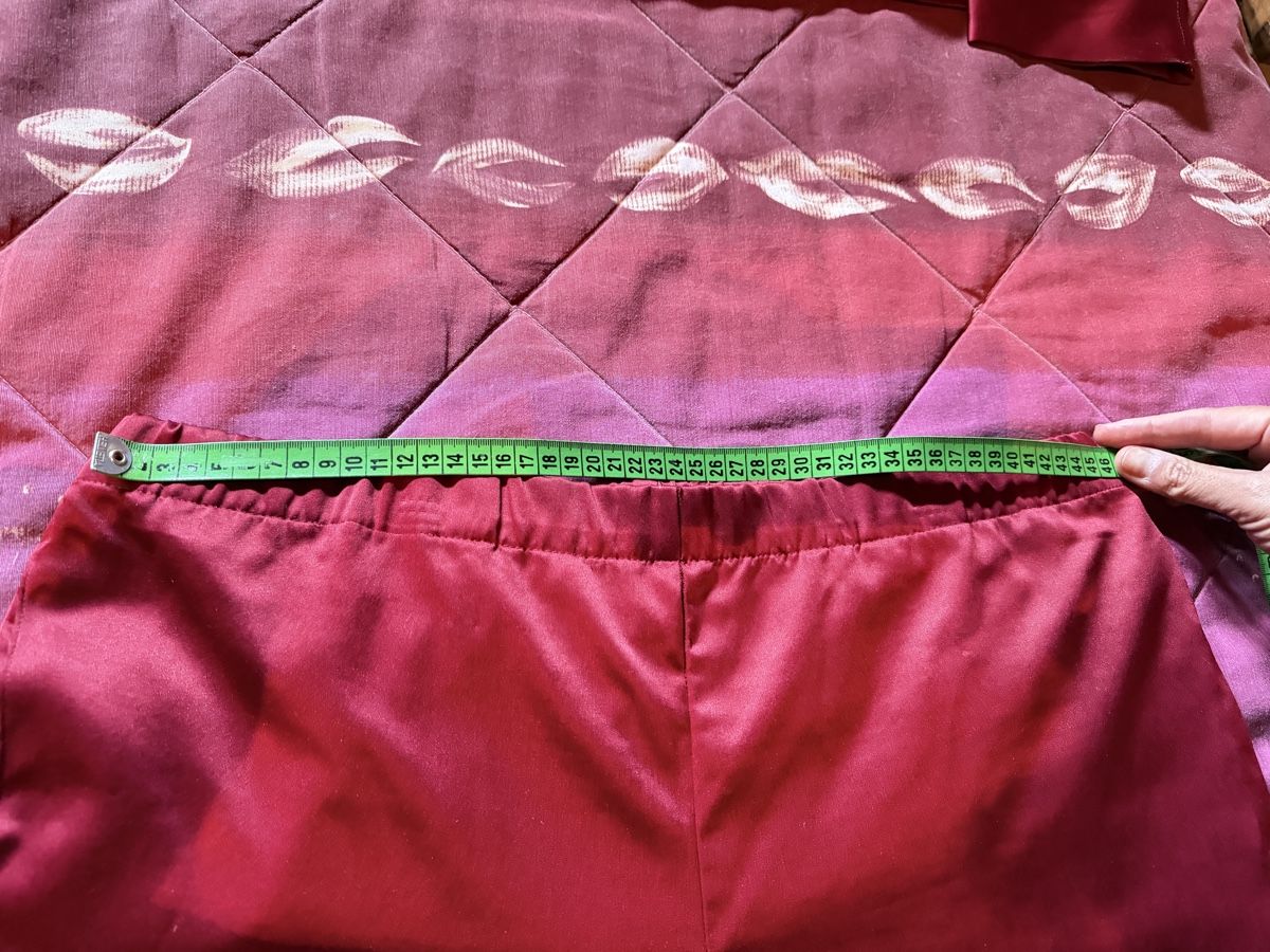 Calvin Klein Negligees & Pigiami: Ensemble Pyjama Satin Calvin Klein  taille L – Nuovo e nell'imballaggio originale da Collombey venduto da canny76 3