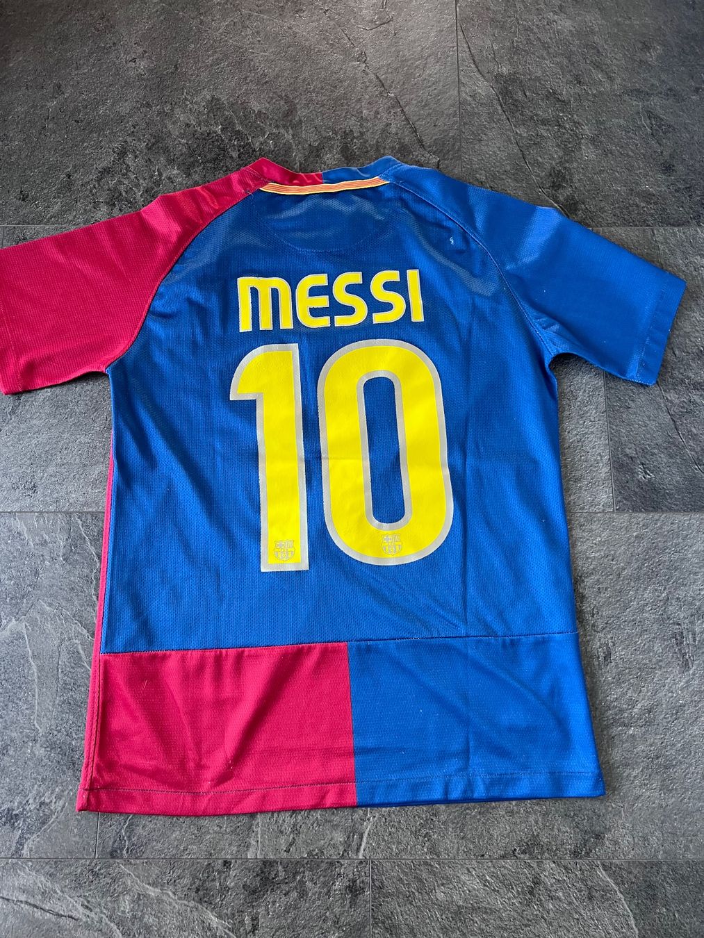 Trainer, Turnhosen & -trikots: Fußballtrikot – Gebraucht aus Walzenhausen von Cerna007 1