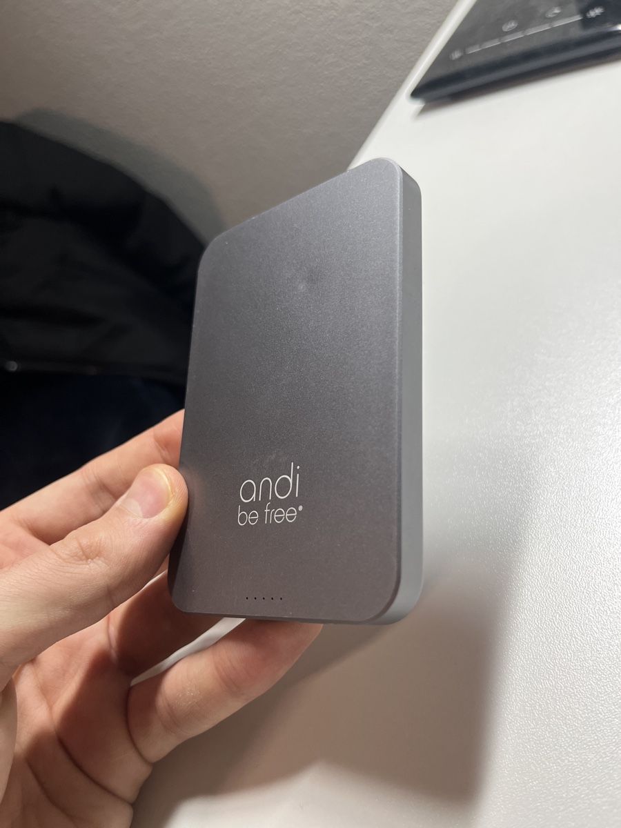 Caricabatterie: Fast Wireless Charger, Qi-Certified – Usato da Wohlen AG venduto da Eren_C 1