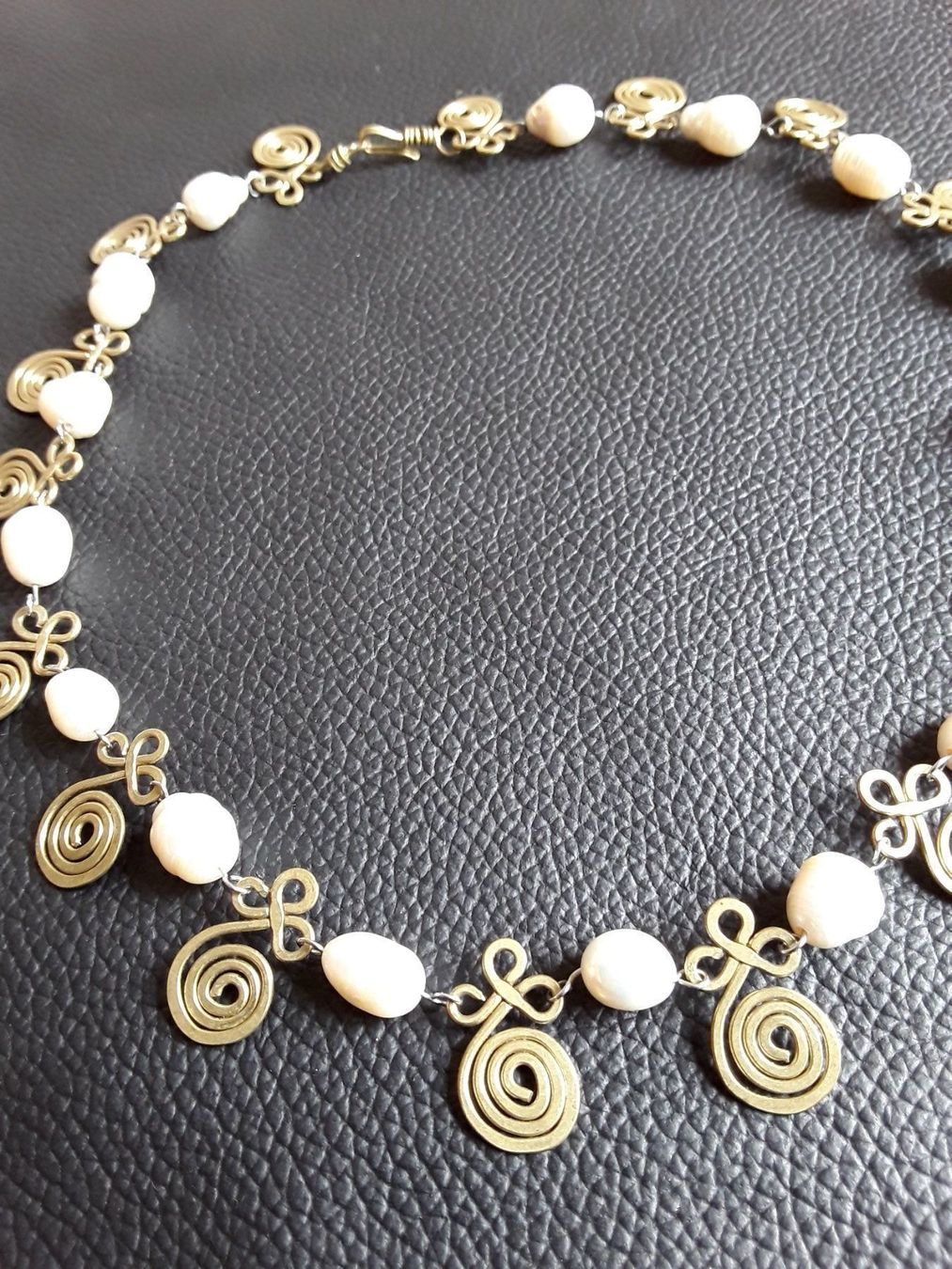 Catenine: Schickes Perlen/Messing Collier Handarbeit – Usato da Zürich venduto da sanwit 7