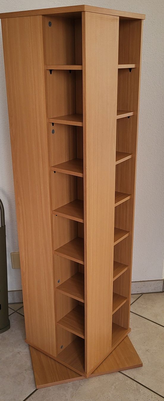Scaffali: CD-Regal – Usato da Magglingen/Macolin venduto da LeChef23