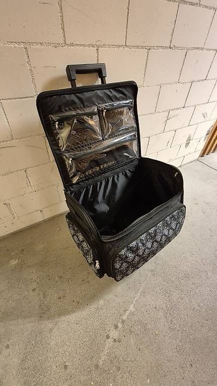 Koffer & Taschen: Trolley / Rollkoffer – Gebraucht aus Zürich von Ver_Kaufen_Oerlikon 1