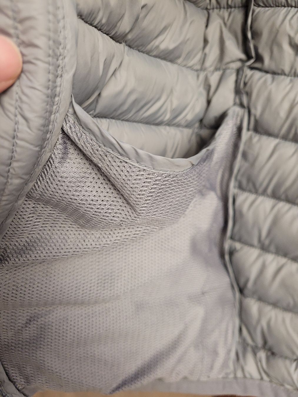 H&M Giacche: H&M Padded Jacket with hood – Usato da Wettingen venduto da mor_76q7 3