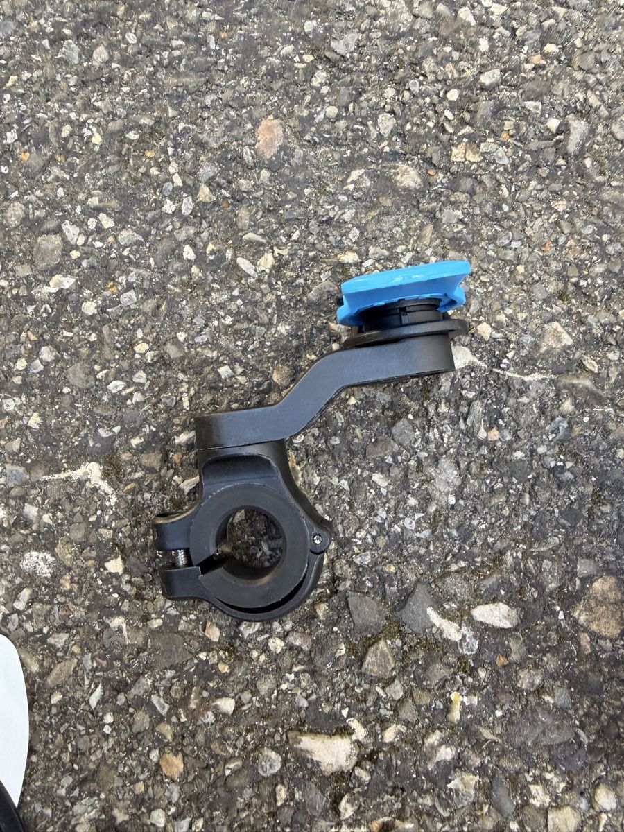 Staffe:  Quadlock ( Fake Quadlock)  – Usato da Grenchen venduto da Tinaaa23 1