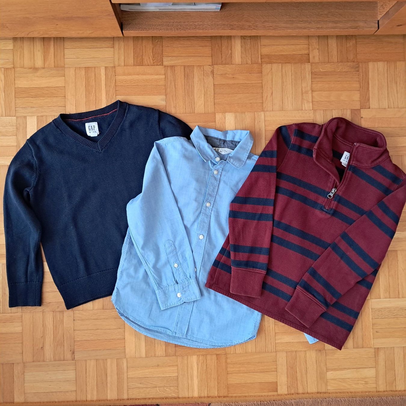 Kleiderpakete & -sets: Kinder Kleider-Set, (Zip-) Pullover, Hemd, Gr. 122 – Gebraucht aus Meilen von Vaurien15