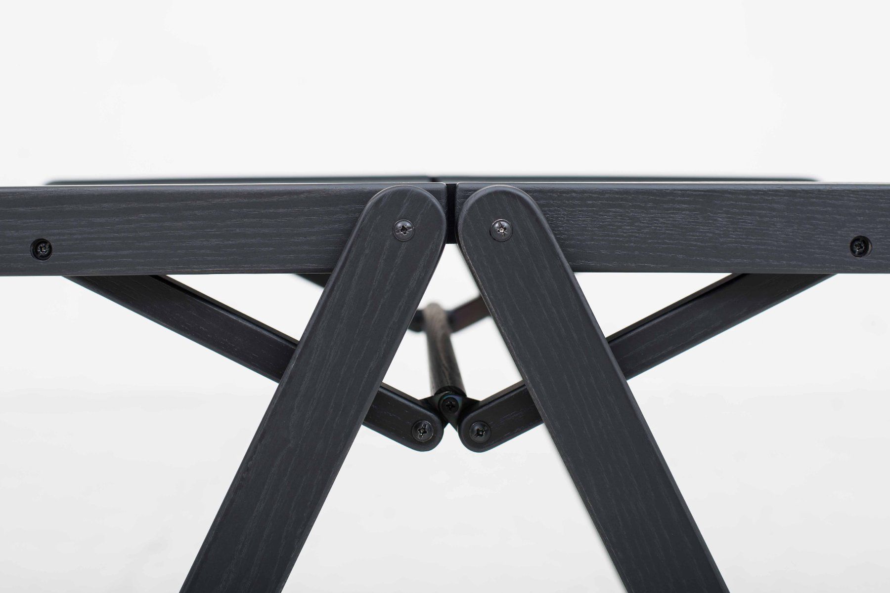 Tavoli: Rex Kralj Coffee Table von Niko Kralj in schwarzer Eiche – Nuovo e nell'imballaggio originale da Zürich venduto da STUZH38 6