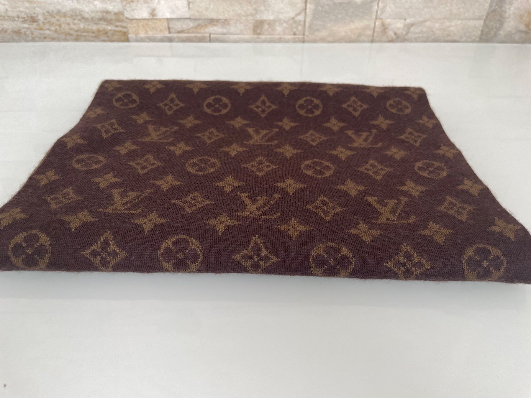 Louis Vuitton Foulard & Sciarpe: Louis Vuitton Schal Kaschmir - nr. 388 – Usato da Hittnau venduto da LuxAndMore 6