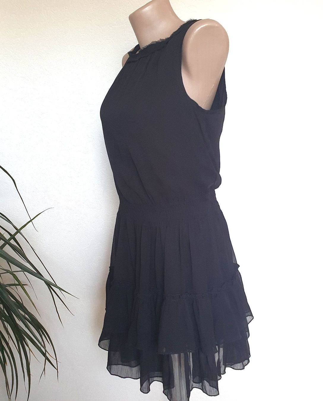 Zara Vestiti: Élégante Robe à volants noir -Taille M – Usato da boudry venduto da Let_20 1