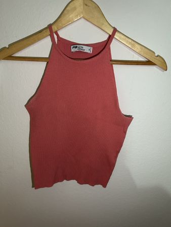 Lachsfarbenes Top