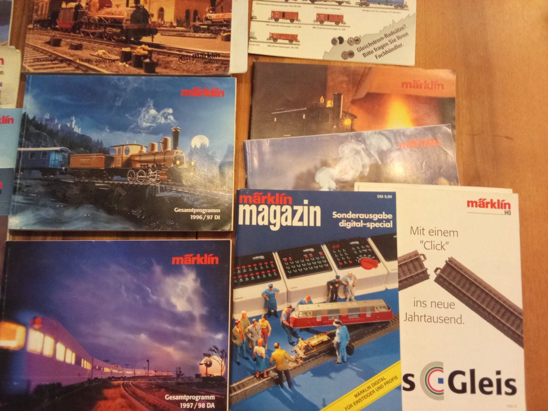 Märklin Modelleisenbahnen: SBB / Märklin / Modelleisenbahn Fan Set 1970 - 2000 – Gebraucht aus Siblingen von Jayuah 9