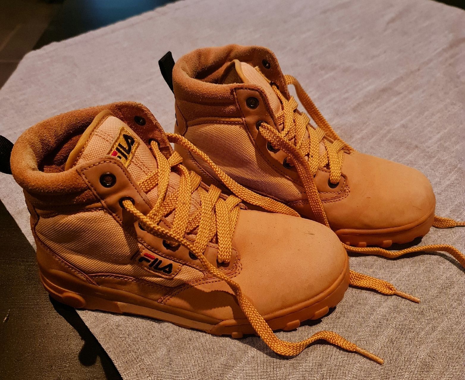 Fila Scarpe da uomo: FILA Boots Gr. 37.5 – Usato da Burgdorf venduto da W31S
