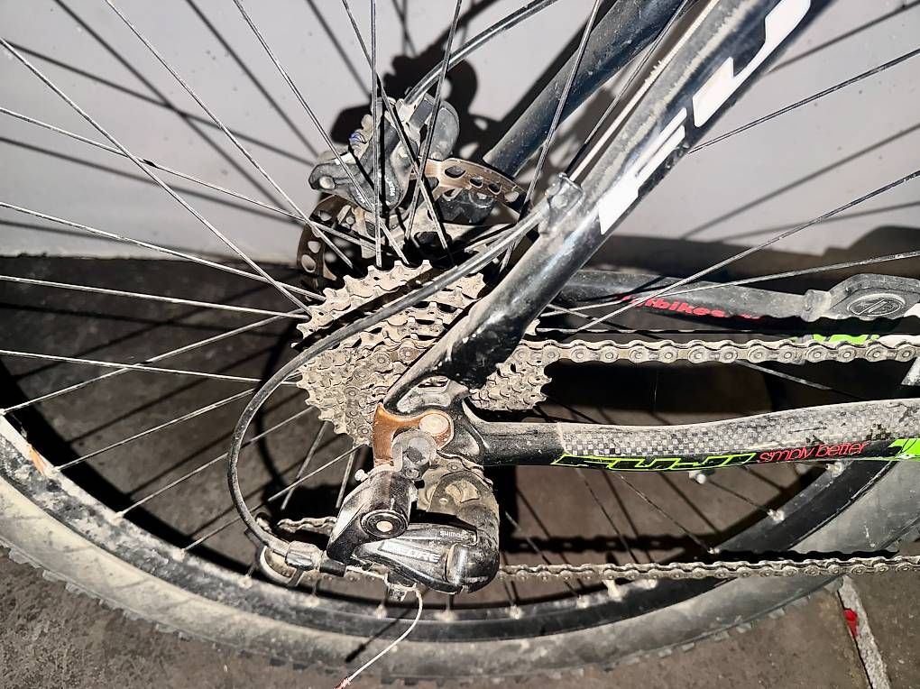 Biciclette: Fuji MTB Carbon 26"  Rahmengröße L – Usato da Zollikofen venduto da sog_h88v 2
