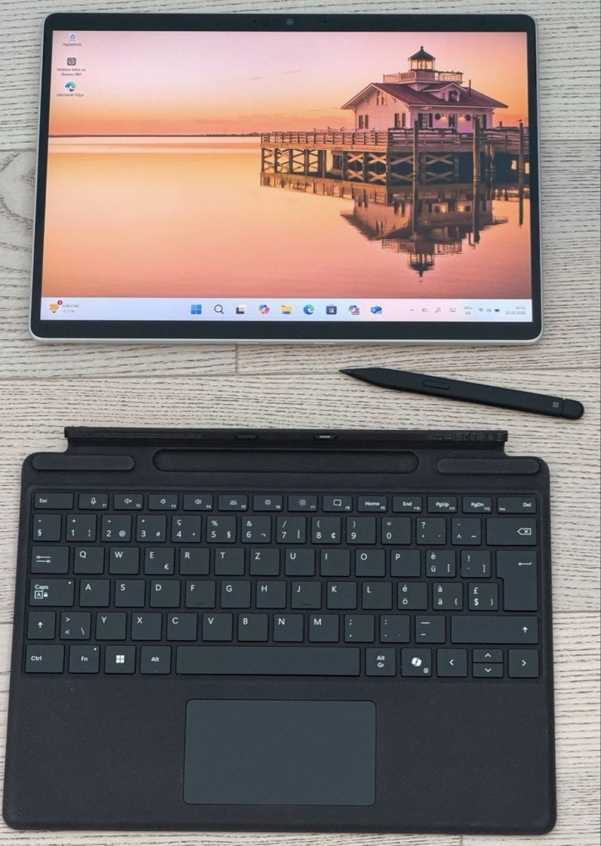 Microsoft Notebook: Microsoft Surface Pro 9 i5 / 16GB / 256GB – Nuovo (secondo la descrizione) da Frutigen venduto da Ly3500 2