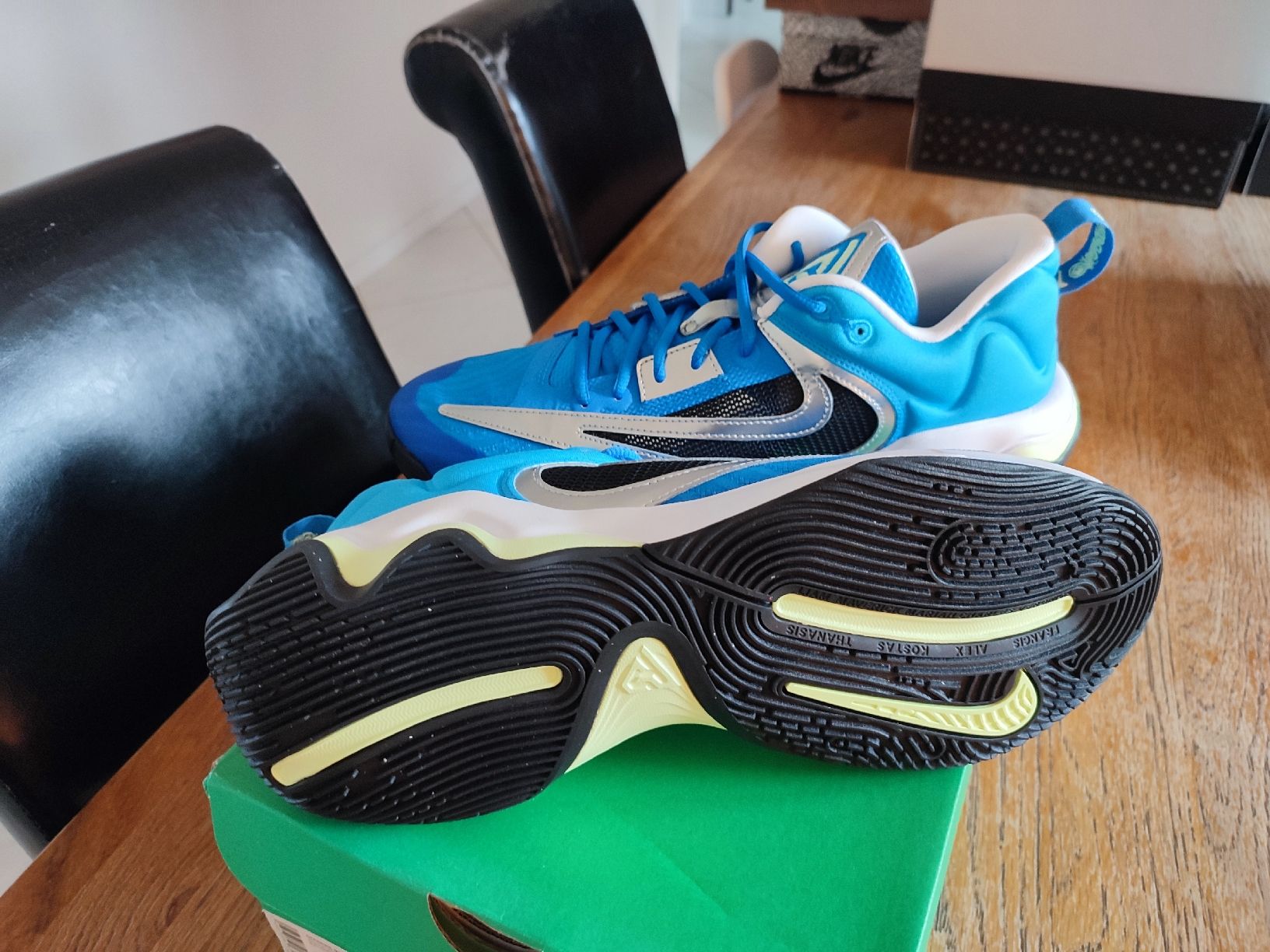 Scarpe da uomo: Giannis Immortality 3, Taille 45.5 – Nuovo e nell'imballaggio originale da Granges-Paccot venduto da pas_vtl7 1