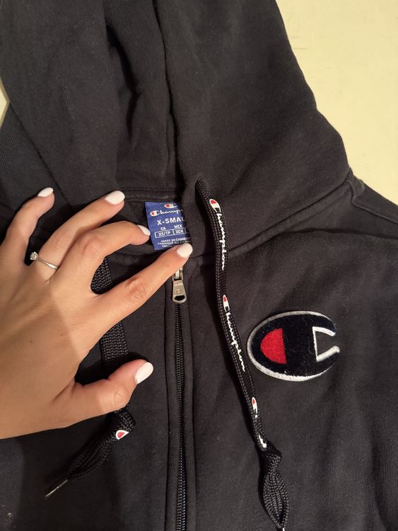 Champion Zip-Hoodie Schwarz, Grösse xs, Warmer Begleiter