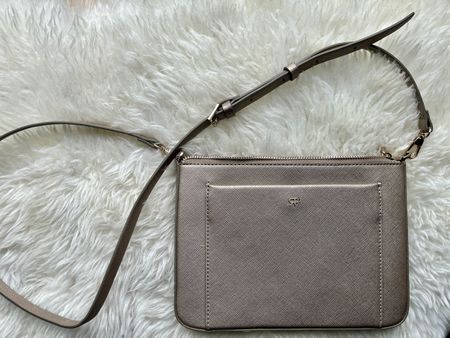 Umhängetasche (praktisch für Reisedokumente) beige/gold neu!