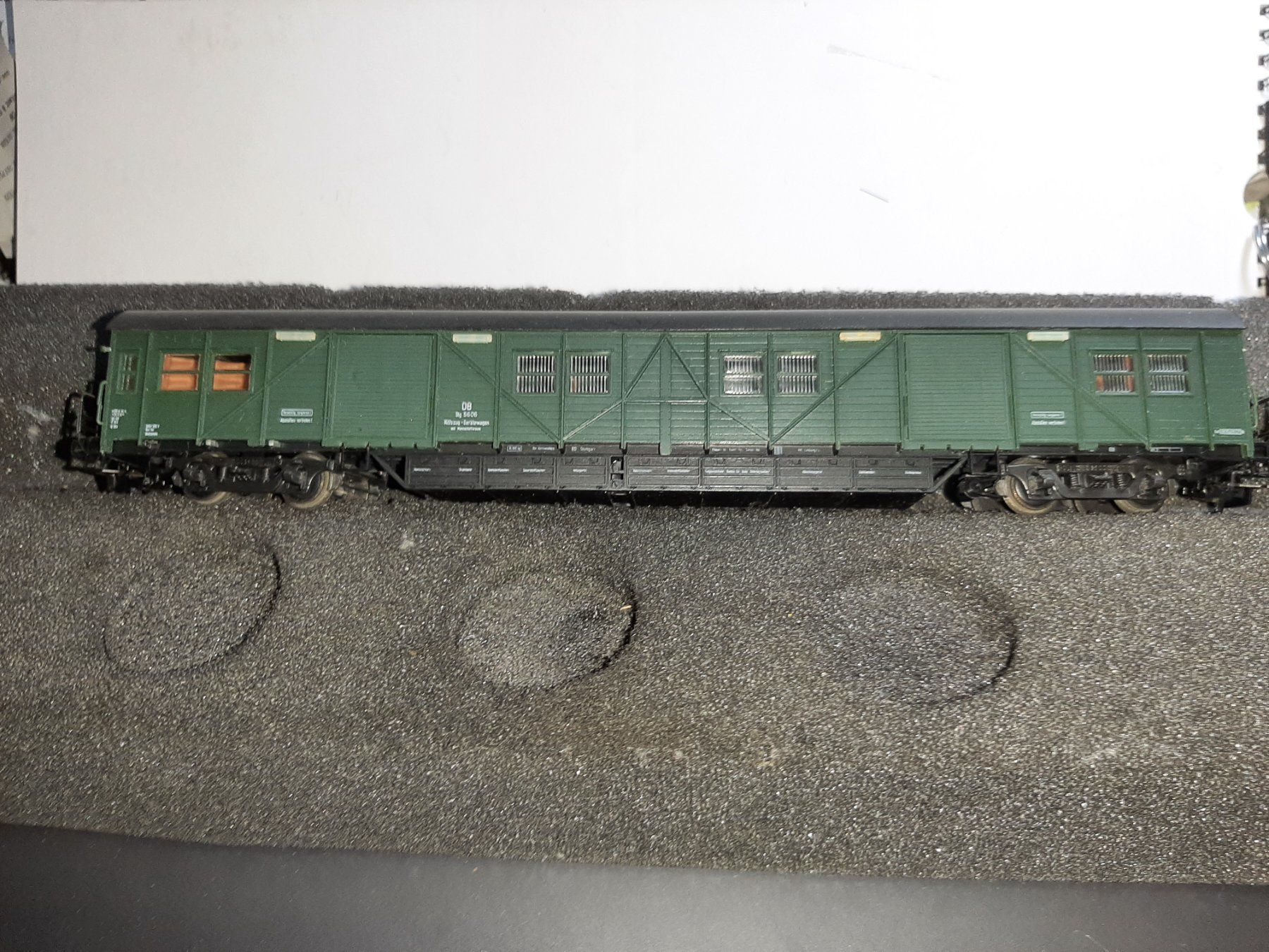Roco Modelleisenbahnen: ROWA DB Stg  5606 – Gebraucht aus Avully von RIVALIS