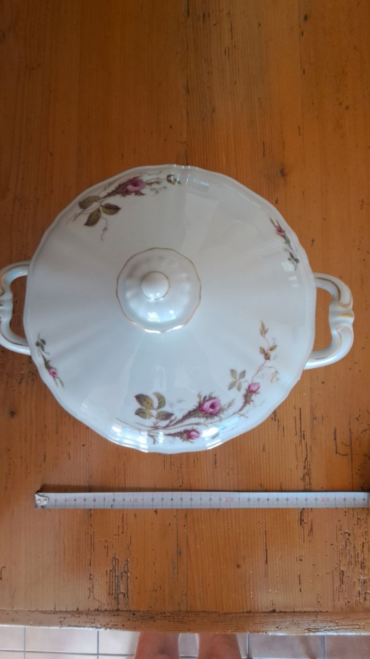 Rosenthal Servierplatten: Magnifique plat Rosenthal avec couvercle – Gebraucht aus Neuchâtel von Forestmanz 1
