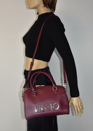 LIU JO-Tasche TOTE Schultertasche/wein rot /30cmx19cmx15cm