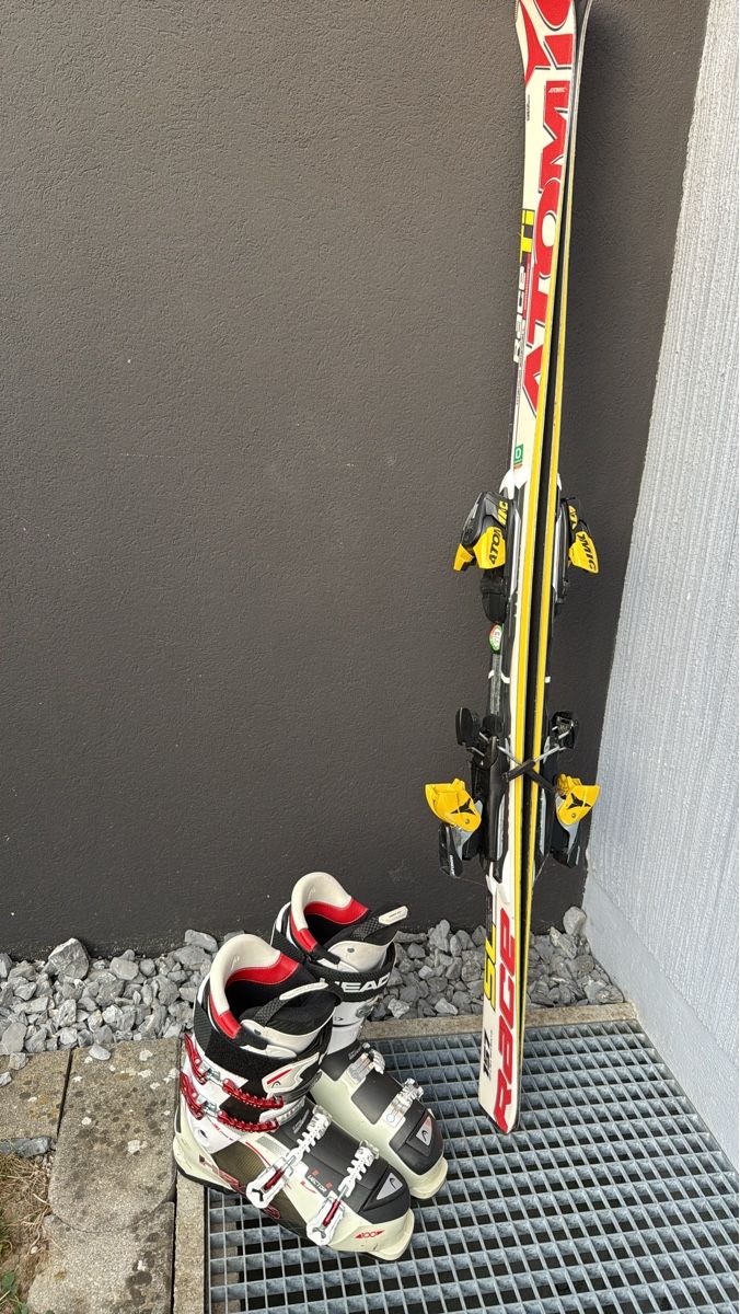 Atomic Sci: Atomic Race Ski 157cm mit Bindung Gebraucht – Usato da Reinach AG venduto da Stella812