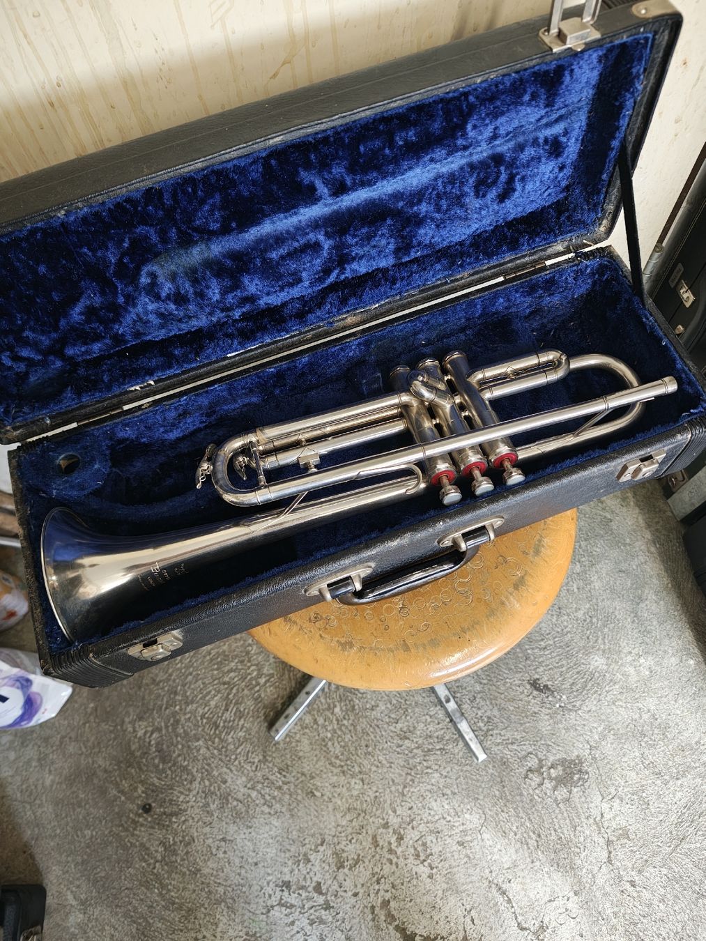 Besson Instruments de musique: B.Trompete Besson 35 – D'occasion à Langenthal par Saxophone23