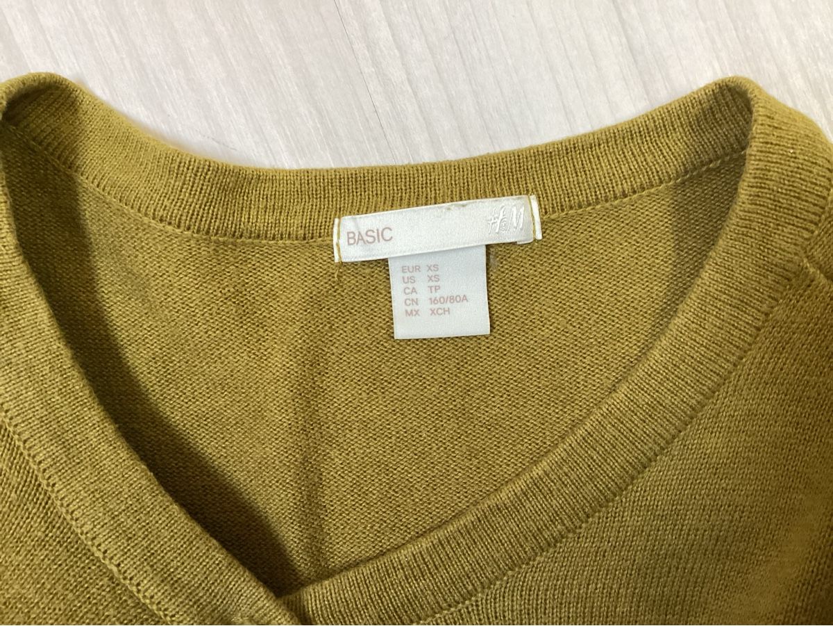 H&M Giacche: H&M Strickjacke Basic XS Senfgelb – Usato da Steckborn venduto da smilla70 2