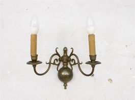2-strahlige Wandleuchte / Wandlampe