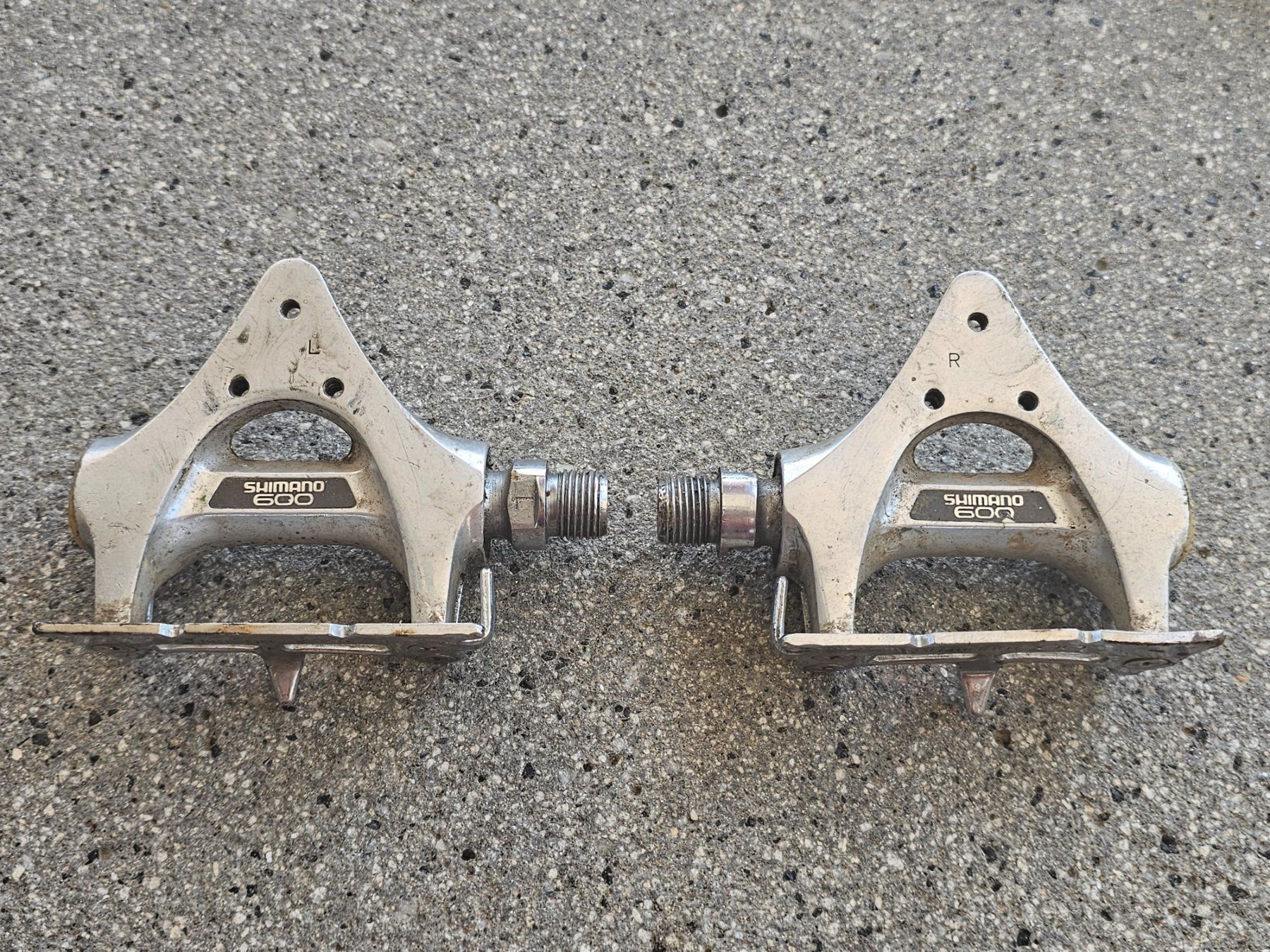 Shimano Pezzi di ricambio: SHIMANO 600 Rennrad Pedale – Usato da Lengnau AG venduto da Scheslain01