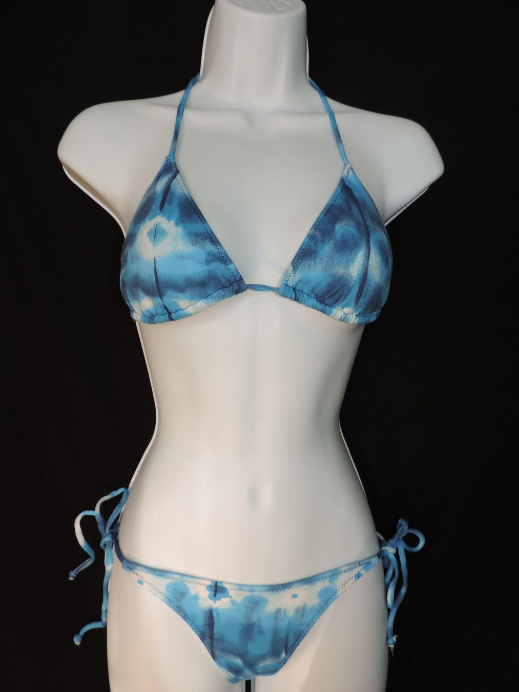 Badekleider & Bikinis: maillot de bain 2 pièces nuances de bleus – Gebraucht aus Genève von Axelle333 6
