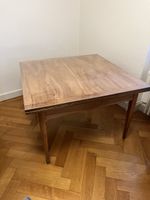 Table en bois massif vintage