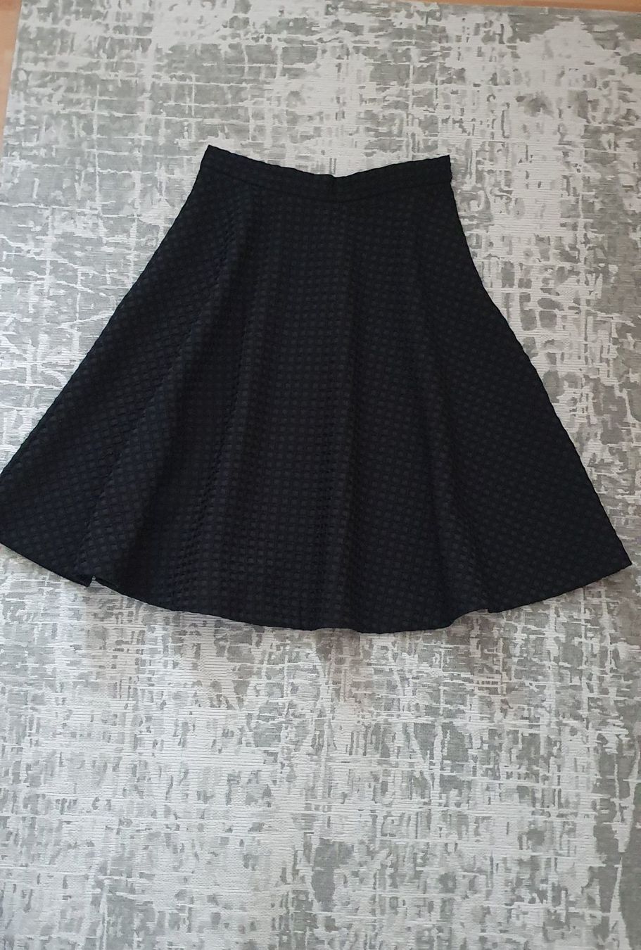 H&M Gonne: H/M Premium Rock/Jupe gr40 – Usato da Niederbipp venduto da blu_jw7r 4