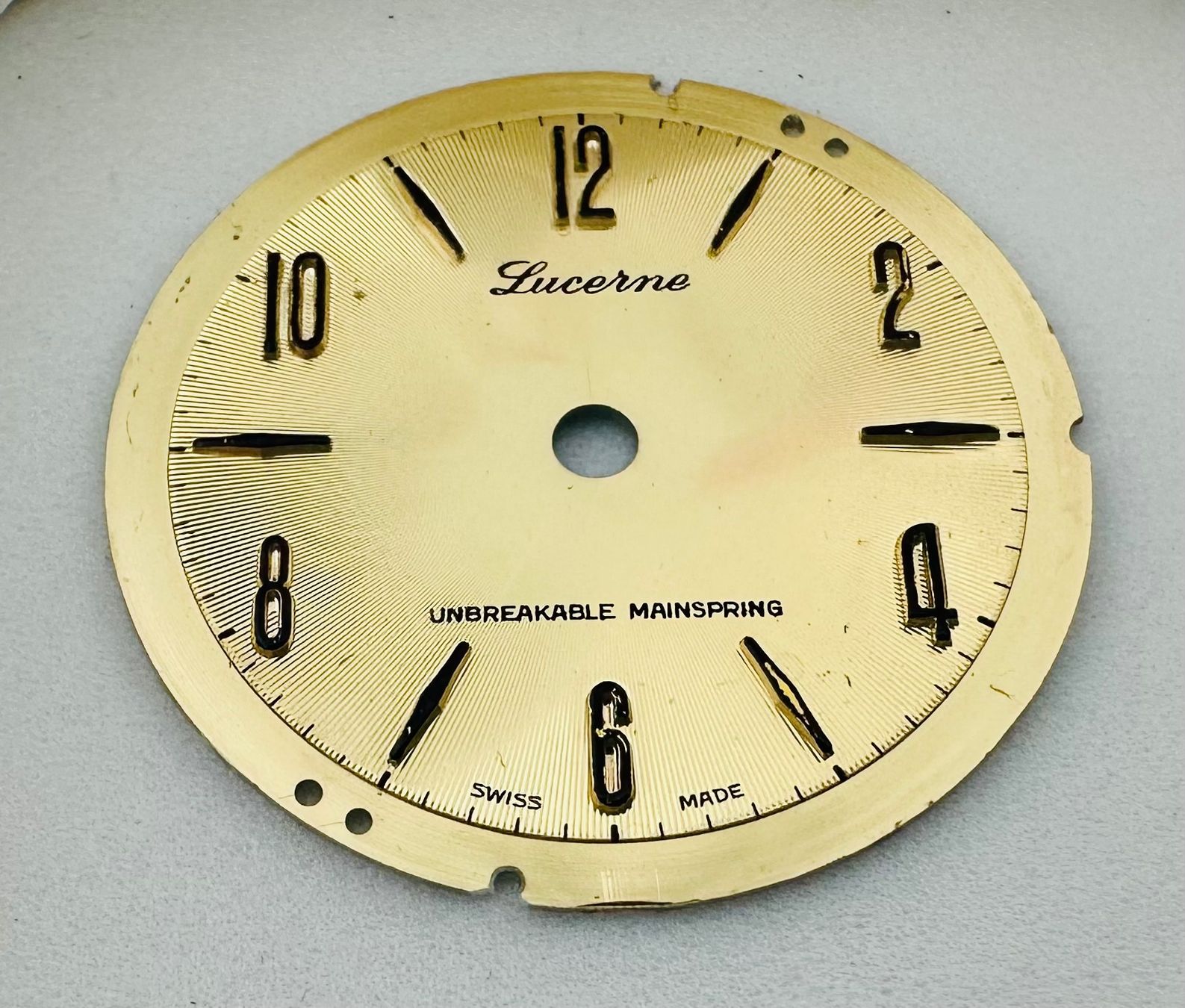 Swiss Montres: LUCERNE - CADRAN 31 mm – D'occasion à Conthey par advisia