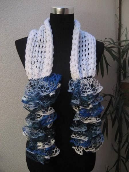 Foulard & Sciarpe: Echarpe ou couvre-épaule, neuve – Nuovo e nell'imballaggio originale da Delémont venduto da marryb