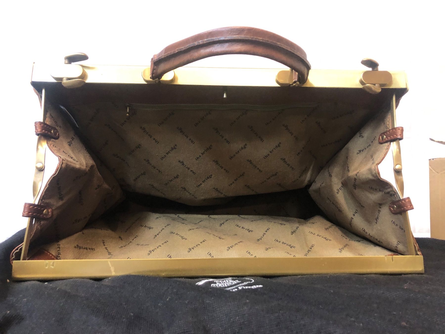 The Bridge Borse: The Bridge Reisetasche / Weekender inkl. Staubbeutel – Usato da Brunnen venduto da Allerwaren 8