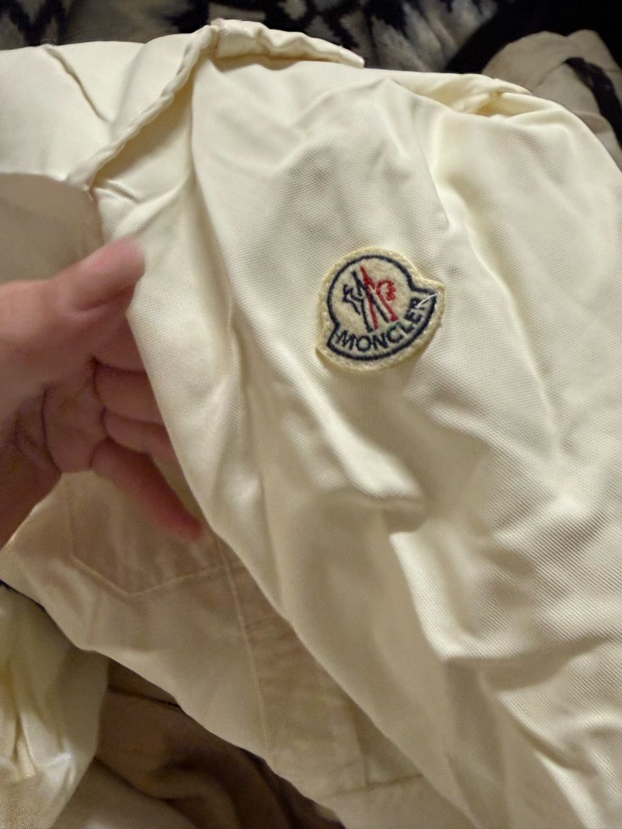 Moncler Giacche: Moncler Jacke – Usato da Zürich venduto da Kluxus 2