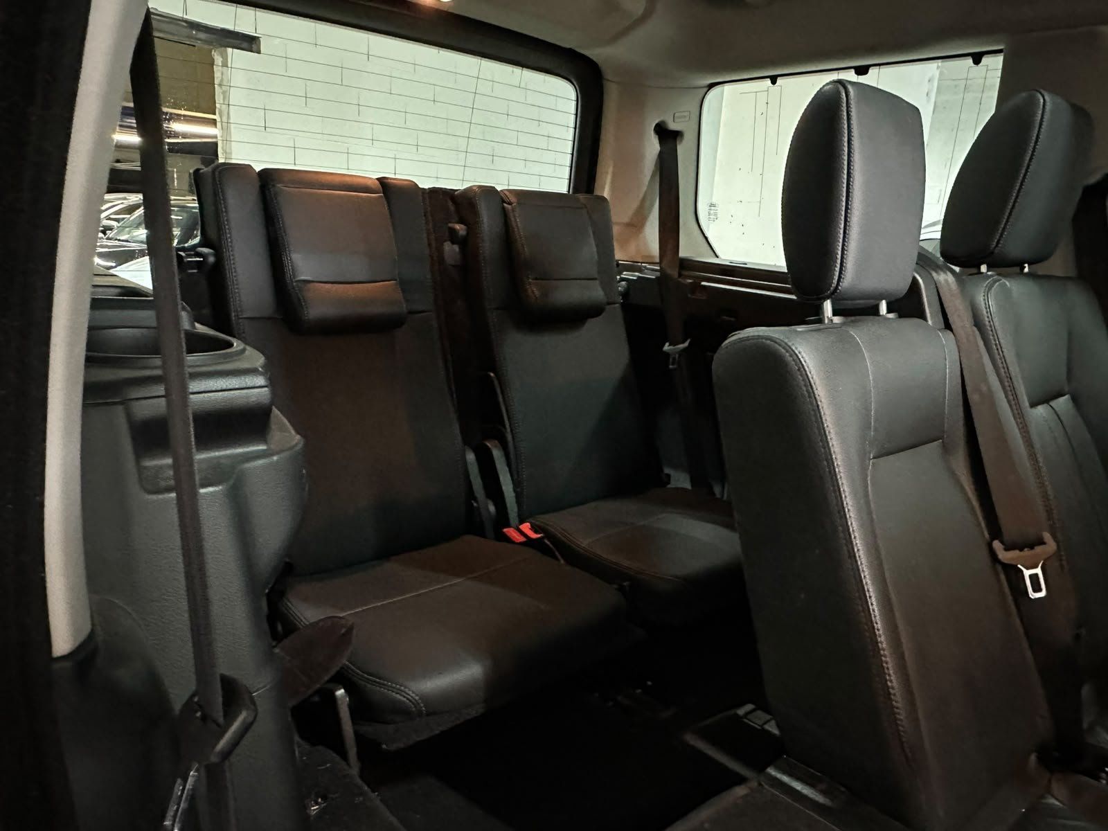 Land Rover Autos: LAND ROVER Discovery 3.0 SDV6 Graphite Automatic – Gebraucht aus Aclens von sob_9bqn 9