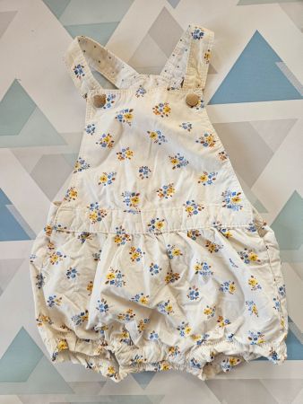 Baby Latzhose Gr. 74