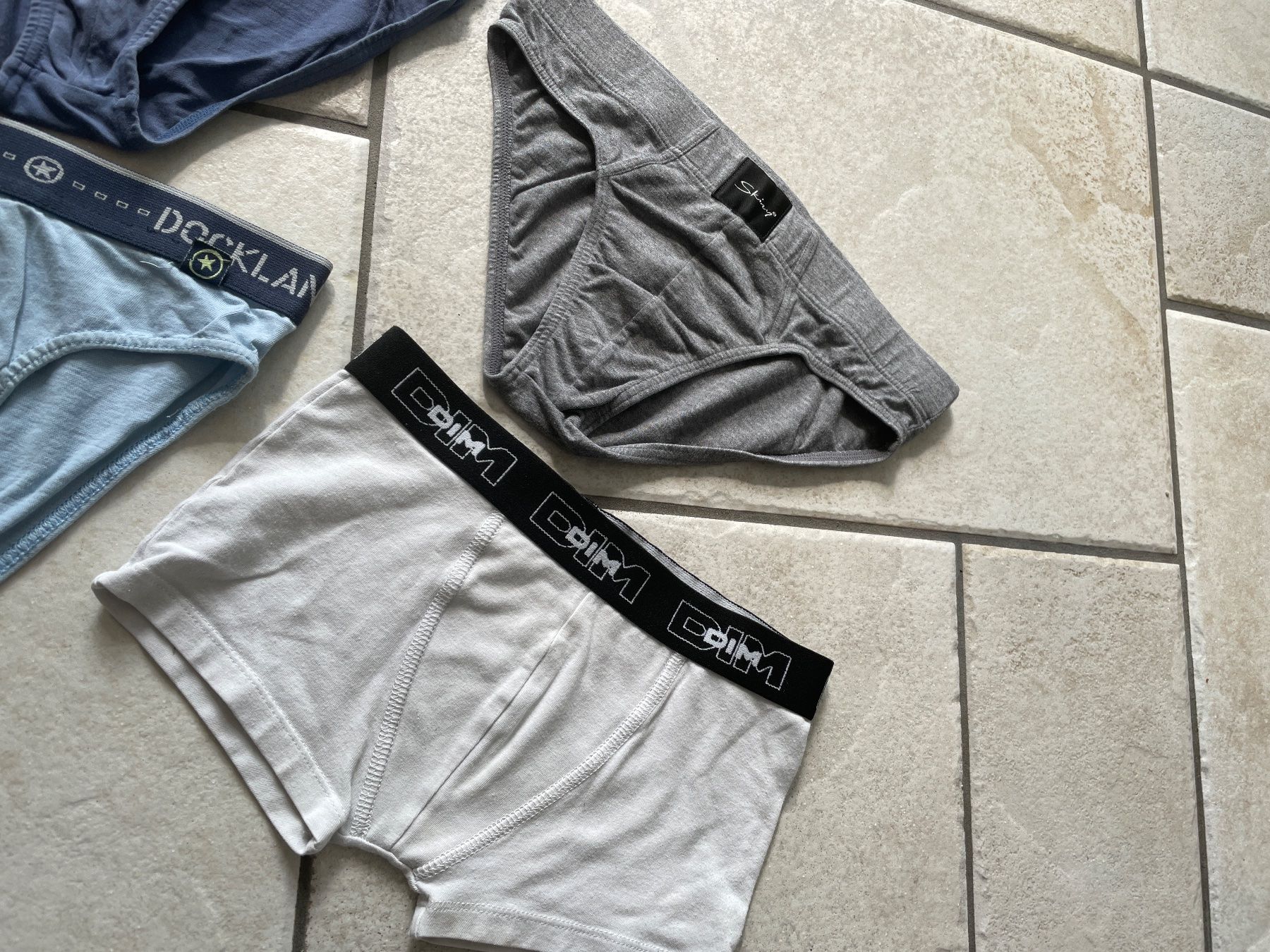 Unterwäsche: 4 st. Unterhosen, Gr.128, Brief 3.00 Fr. – Gebraucht aus Waltenschwil von lina-04 2