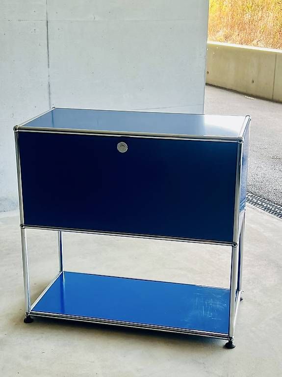 Regale: USM Haller Regal in enzian-blau – Gebraucht aus Kreuzlingen von polychromos 3