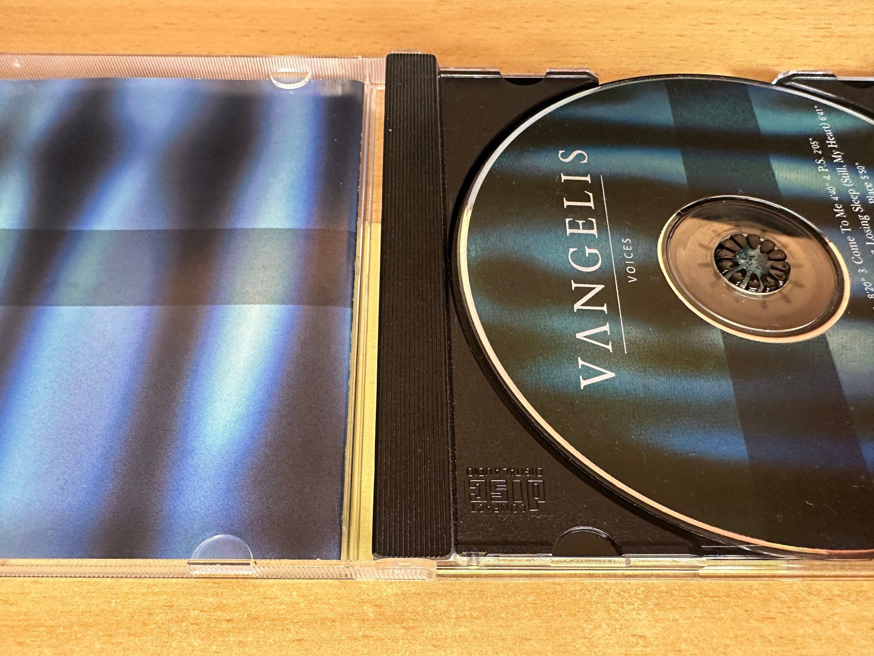 CDs: Vangelis – Voices – Gebraucht aus Rikon im Tösstal von Alpenmutz 2