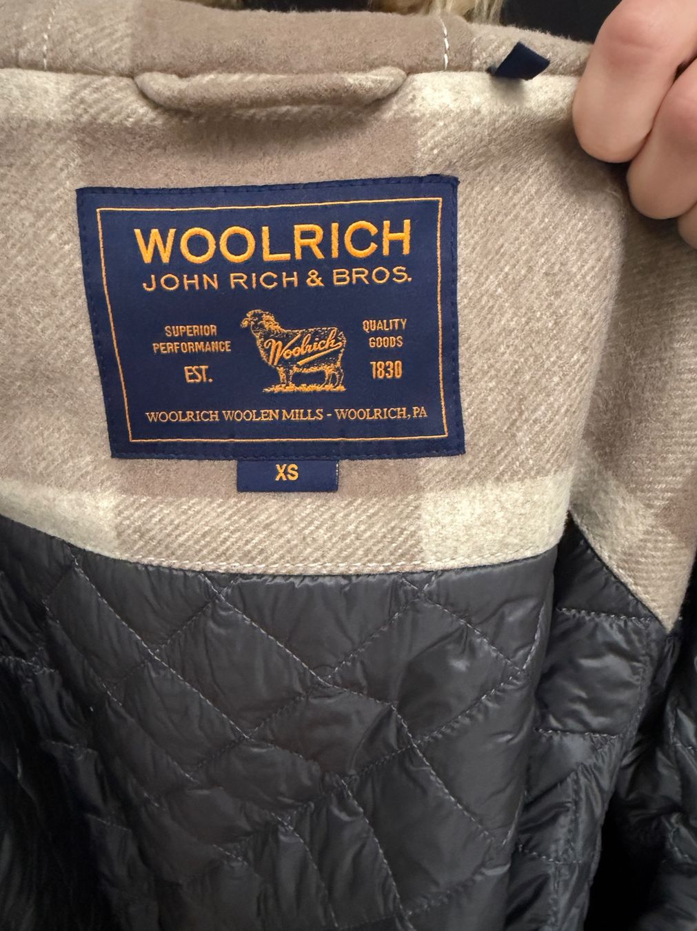 Woolrich Cappotti: Woolrich Winterjacke Top – Usato da Ehrendingen venduto da Nr.7 3