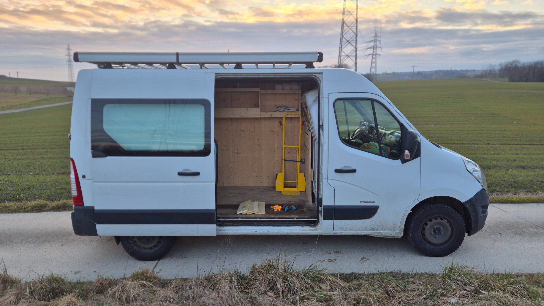Renault Veicoli commerciali: Renault Master III T33 cdi125 L2H2 expertisé – Usato da Morges venduto da Aether.Materia 1